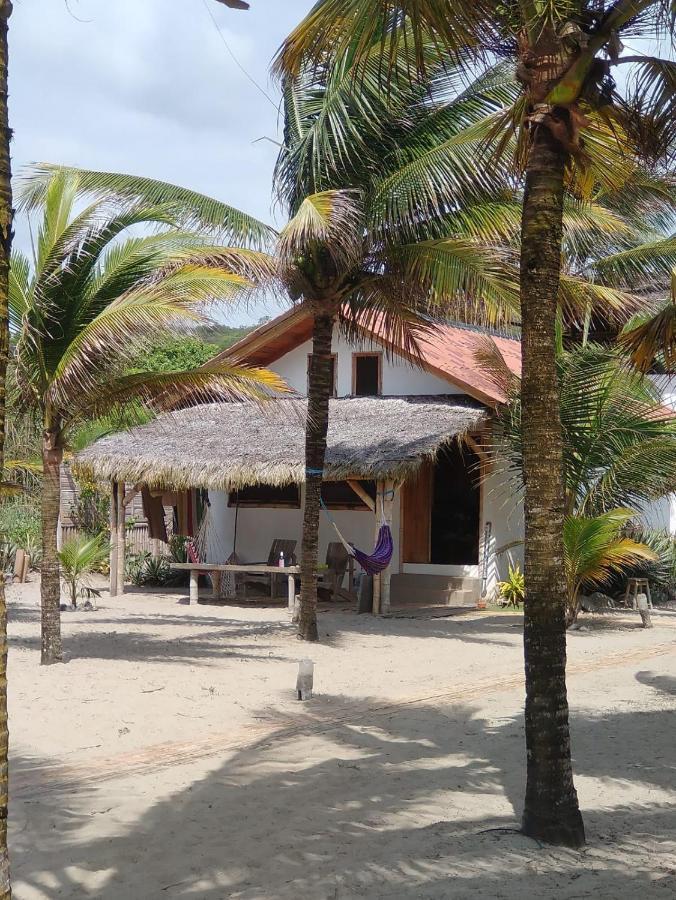 Beach Front Bungalows At The Coconut Canoa Exteriör bild